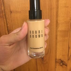 Bobbi Brown Skin Foundation